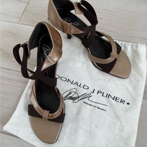 Donald J. Pliner Women's Tan and Black Strappy Heels
